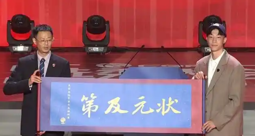 CBA选秀大会怎么就变成了“弃权大会”了联赛总共有20支球队，选秀大会选两轮，
