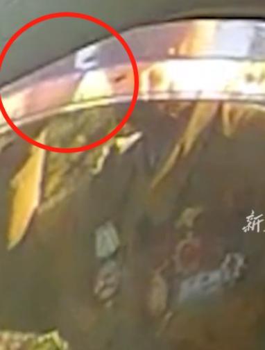 山西大同，93岁抗美援朝老兵坐出租车被拒收车费，老兵礼貌地说谢谢，司机却表示：“