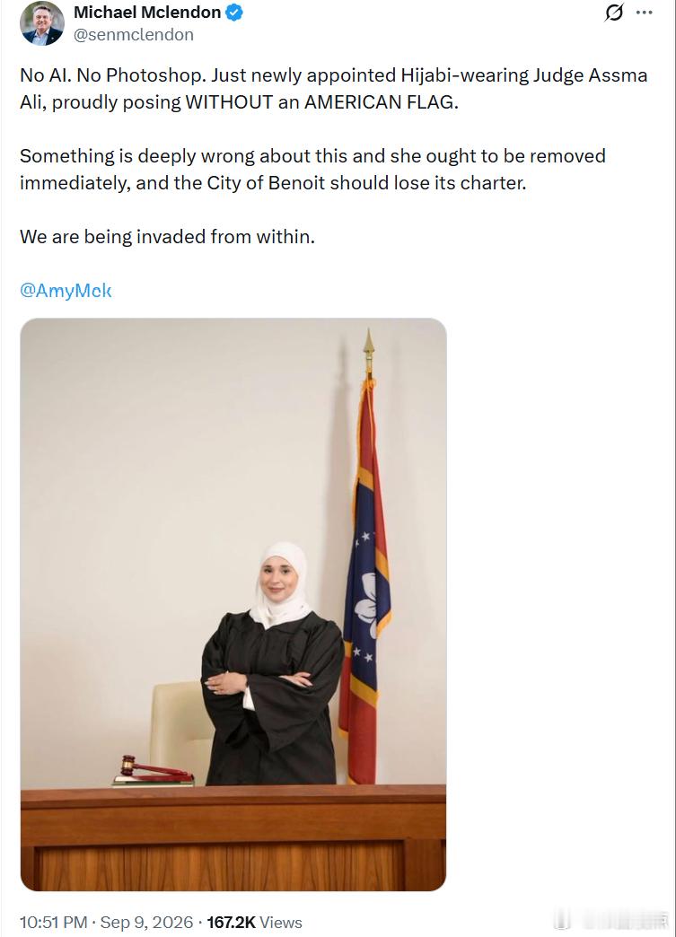 密西西比州参议员迈克尔·麦克伦登：不是人工智能生成，不是PS修图。这是新近获任命
