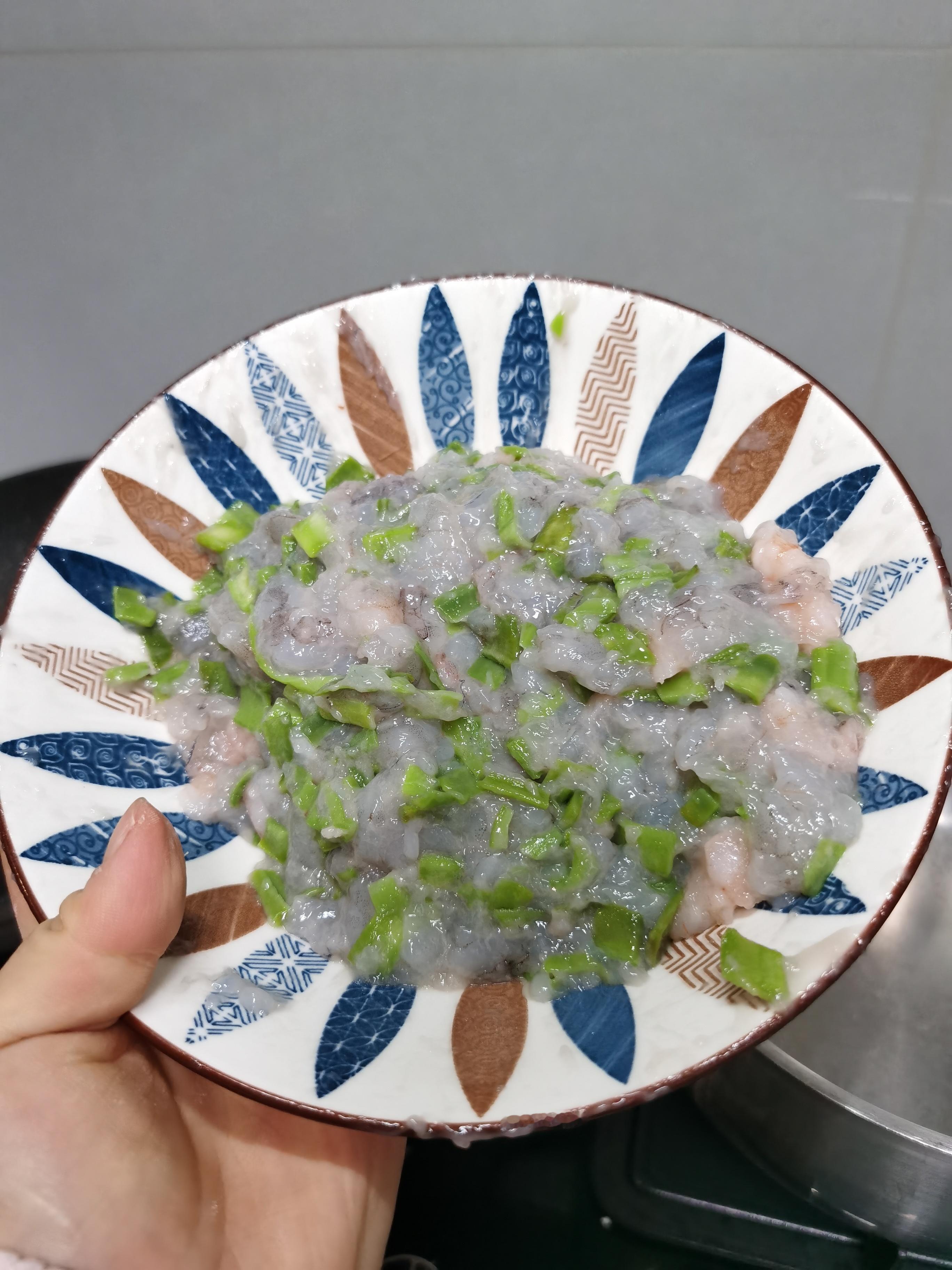 试过了，贡菜虾滑确实好吃😋就是有没有好贡菜推荐