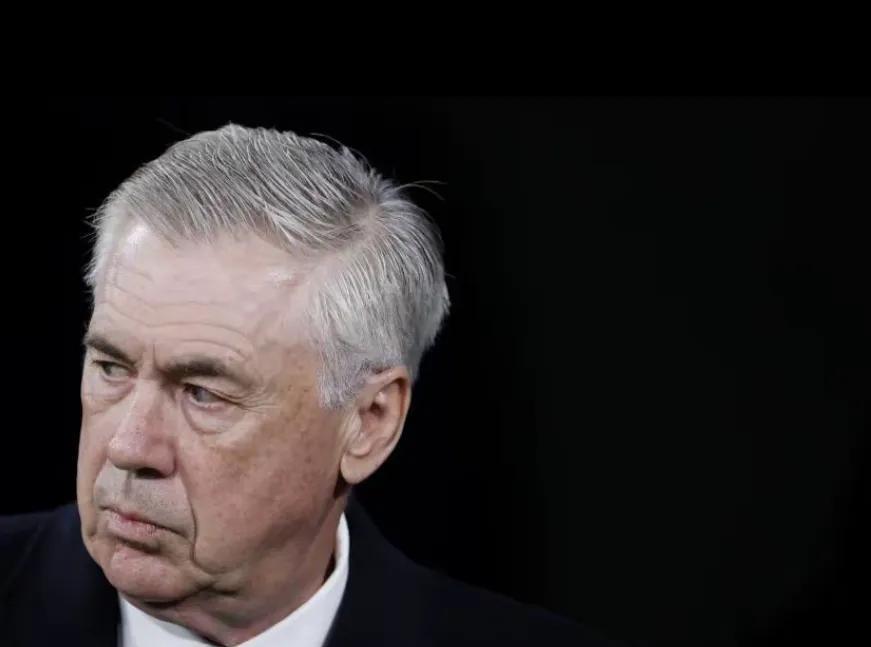 原本巴西队进入世界杯是一件挺让人高兴的事情，但是主教练安切洛蒂却因为债务问题锒铛