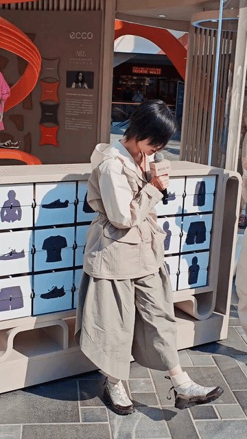 不敢想，倪妮这身衣服穿在普通人身上什么样？这衣服就不是给普通人设计的，上身又长又