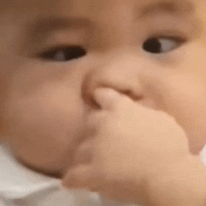 每天一条冷知识健康状态下，鼻腔和气道表面覆盖着一层气道表面液，其中包含黏液层和