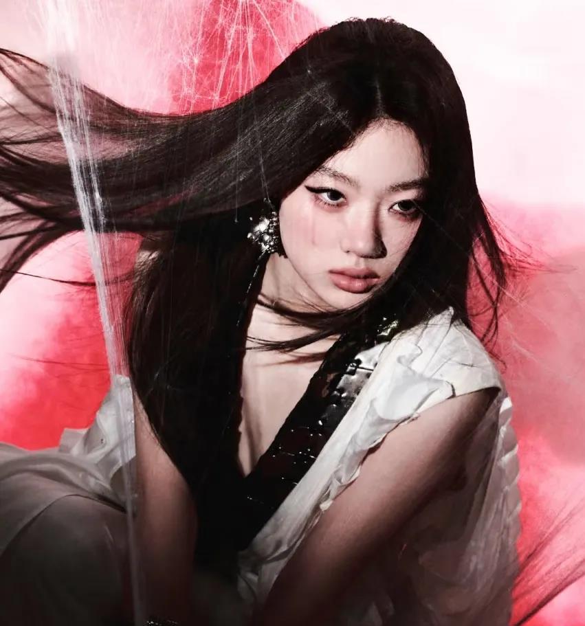 芒果的这波操作真的是演都不演了！你敢信？单依纯云端排名第一名！结果现场出