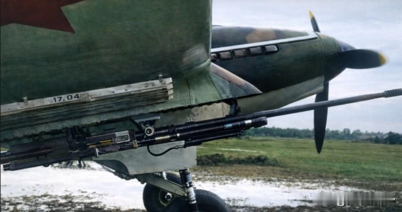 1942年冬天，在斯大林格勒附近作战的苏军688攻击航空兵团使用了9架安装有37