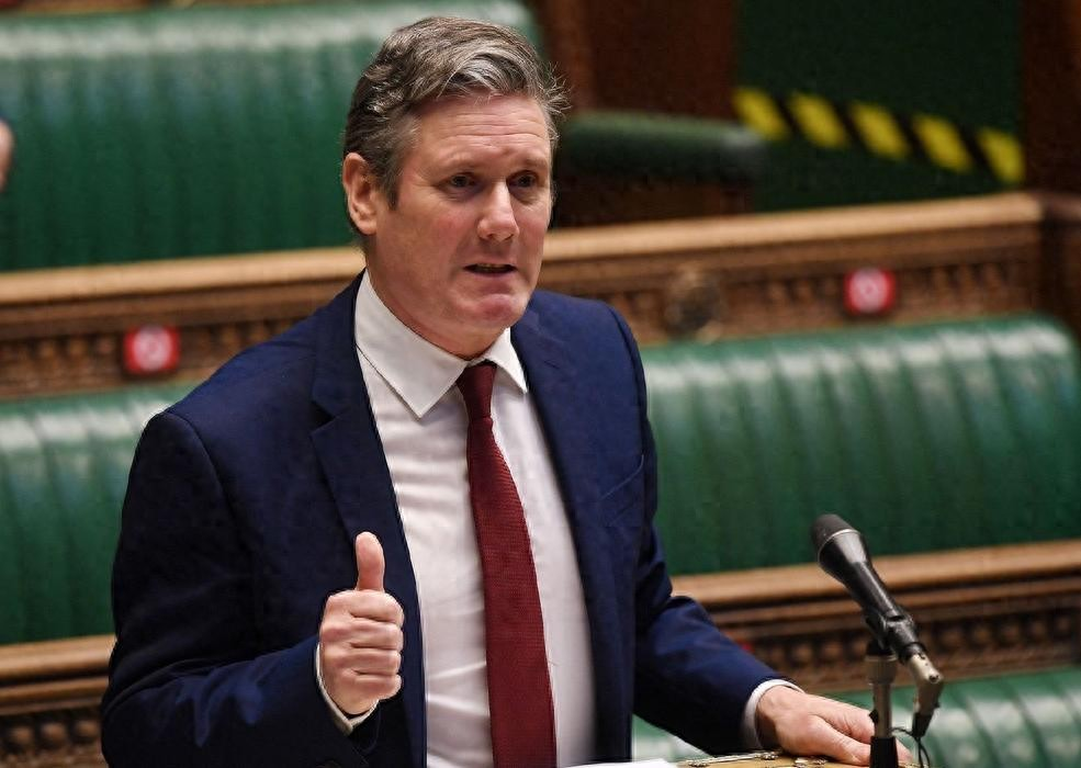 英国也伸手了！要求中国“不准扰乱全球供应链”，必须拿稀土出来，说白了，就是英国自