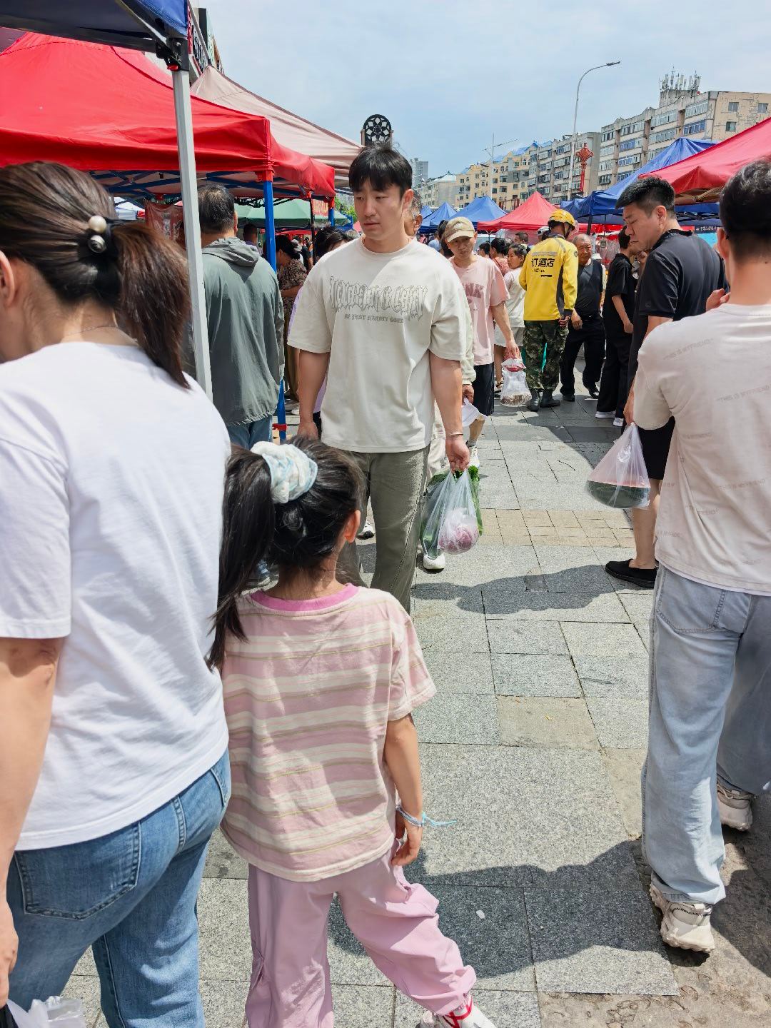 菜市场女特务已开始行动❗