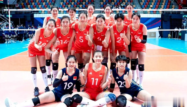 中国女排定妆照号码出炉队长龚翔宇1号吴梦洁无朱婷袁心玥张常宁