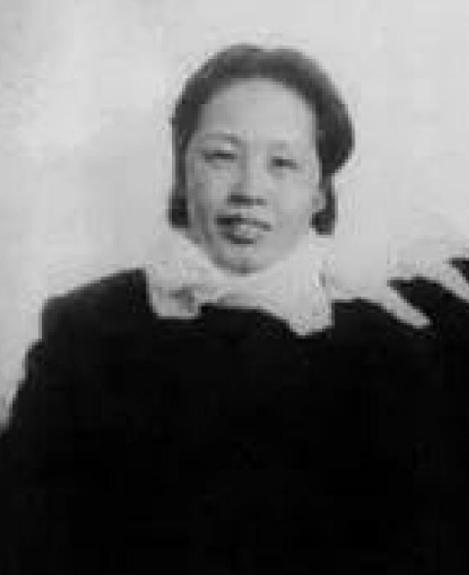 1949年，刘伯承得知原配还活着，而且日子过得十分艰苦，就托人捎信，接她去南京享