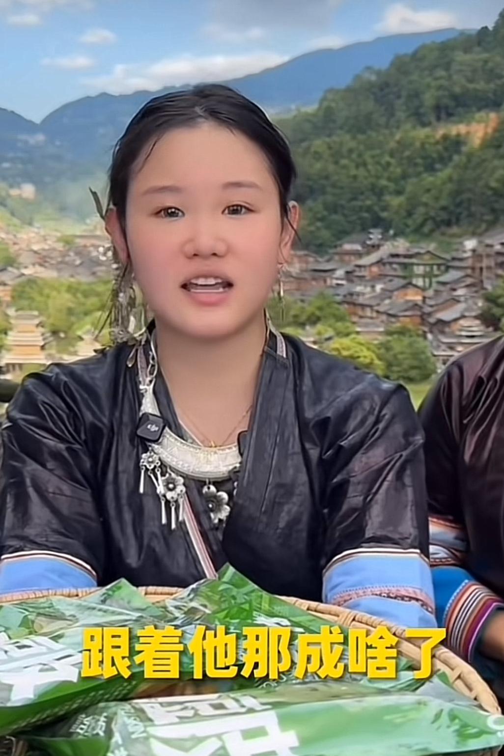 张家齐这小女孩快言快语，在直播间说话也是“竹筒倒豆子，丝毫不留”。张家齐说：