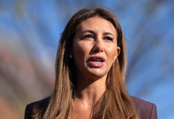 特朗普又遇司法重挫。美国第三巡回上诉法院维持地方法院的裁决，认定特朗普的前私人律