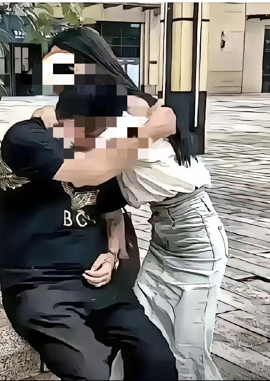 他被查出无精症那天，妻子说她怀孕一个多月。他没问没闹，孩子满月后他做了亲子鉴定，
