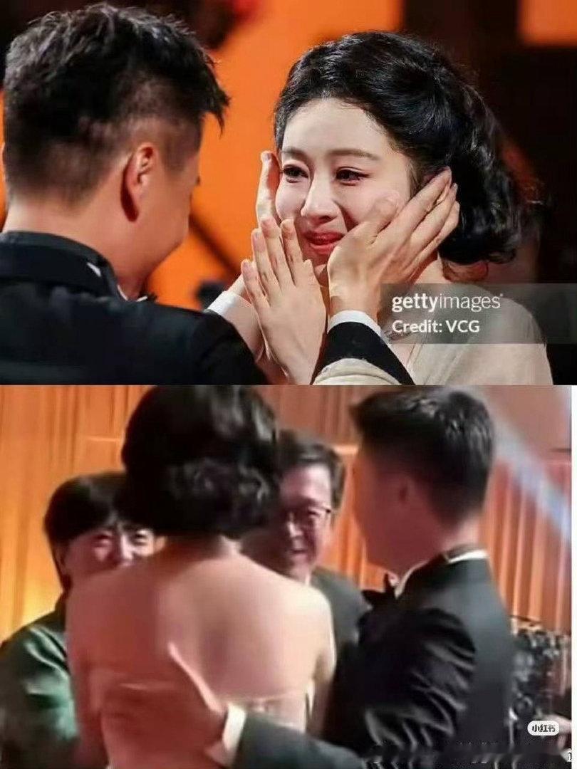 曝大热小花与顶级IP导演恋情杨滋粉丝简直毁三观