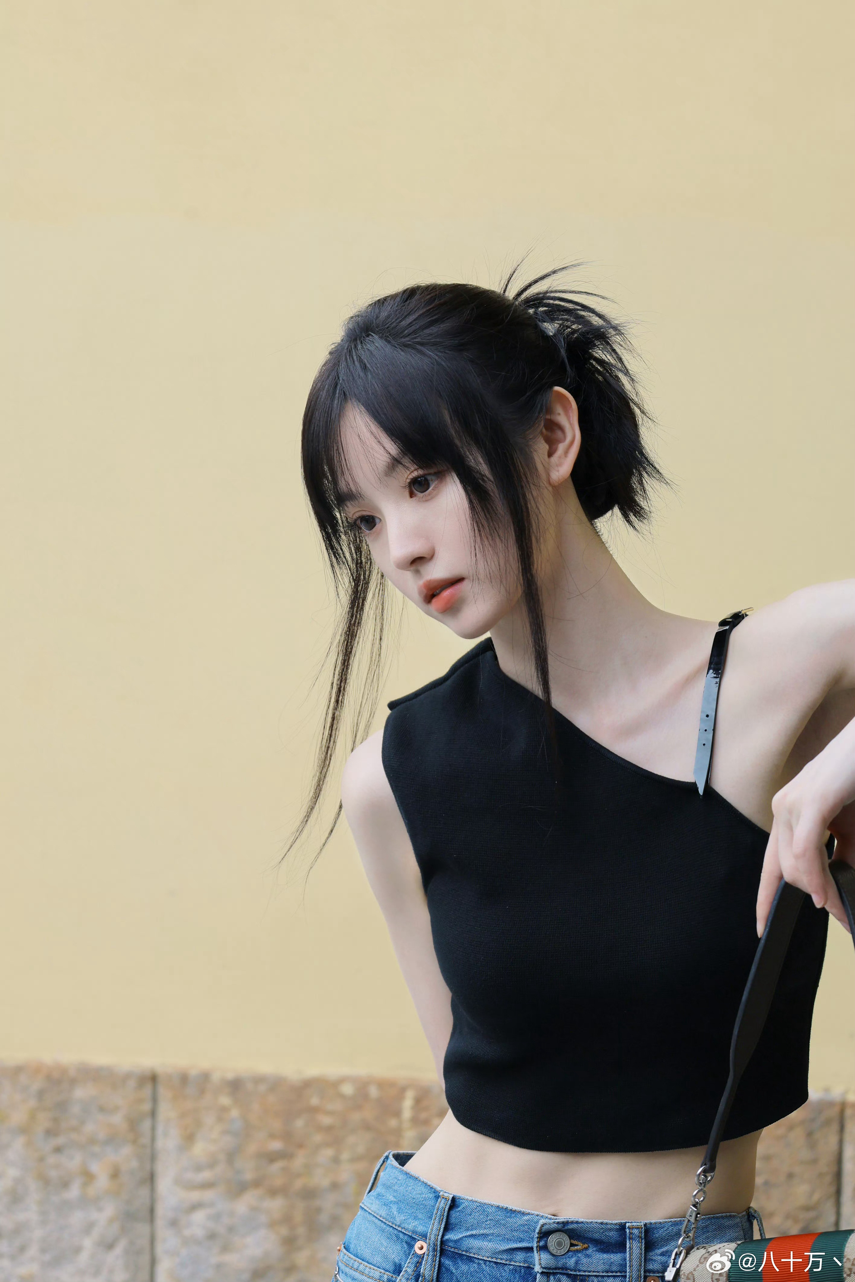 早期vv拍摄，vv手臂很有力量田曦薇