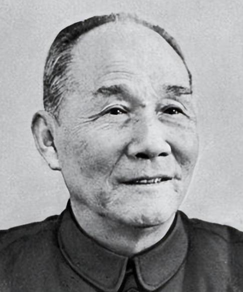 1937年4月底，一名西路军干部带着千余名将士的希望，终于走出了祁连山的冰天雪地