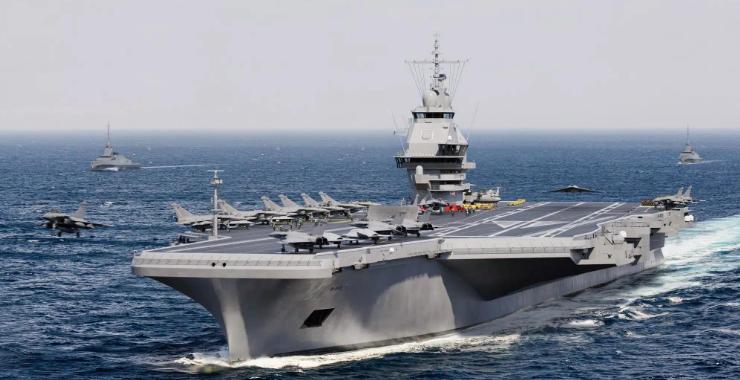 受中国004核航母刺激太大，法国掀桌子了，砸锅卖铁也要建新航母 这番表态