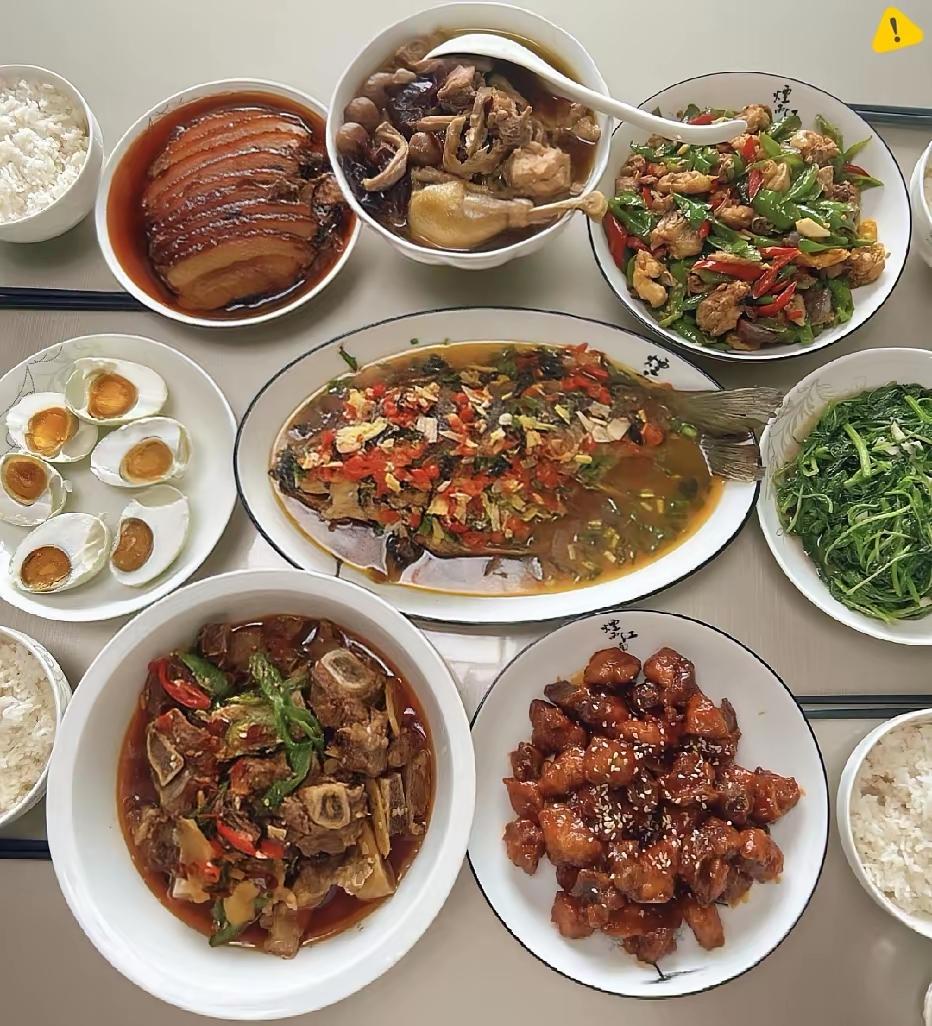 朋友家宴，这桌菜够面子吧。