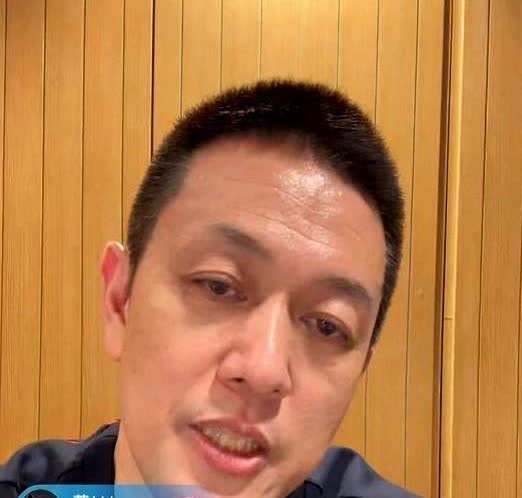 李斌这么搞，连油车厂商都得怕！蔚来的汽车，已经可以一路换电，直接开到珠穆朗玛