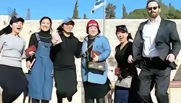 两位回到以色列的中国犹太人后裔，说在中国大家爱攀比，在以色列内心平静，那儿才是真