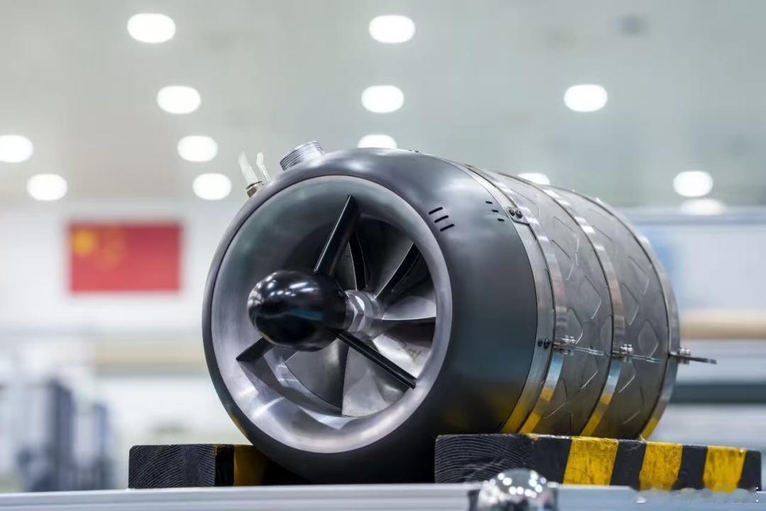 美国和俄罗斯的巡航导弹使用的竟然是中国民用涡喷发动机！目前中国的小型涡喷/涡扇