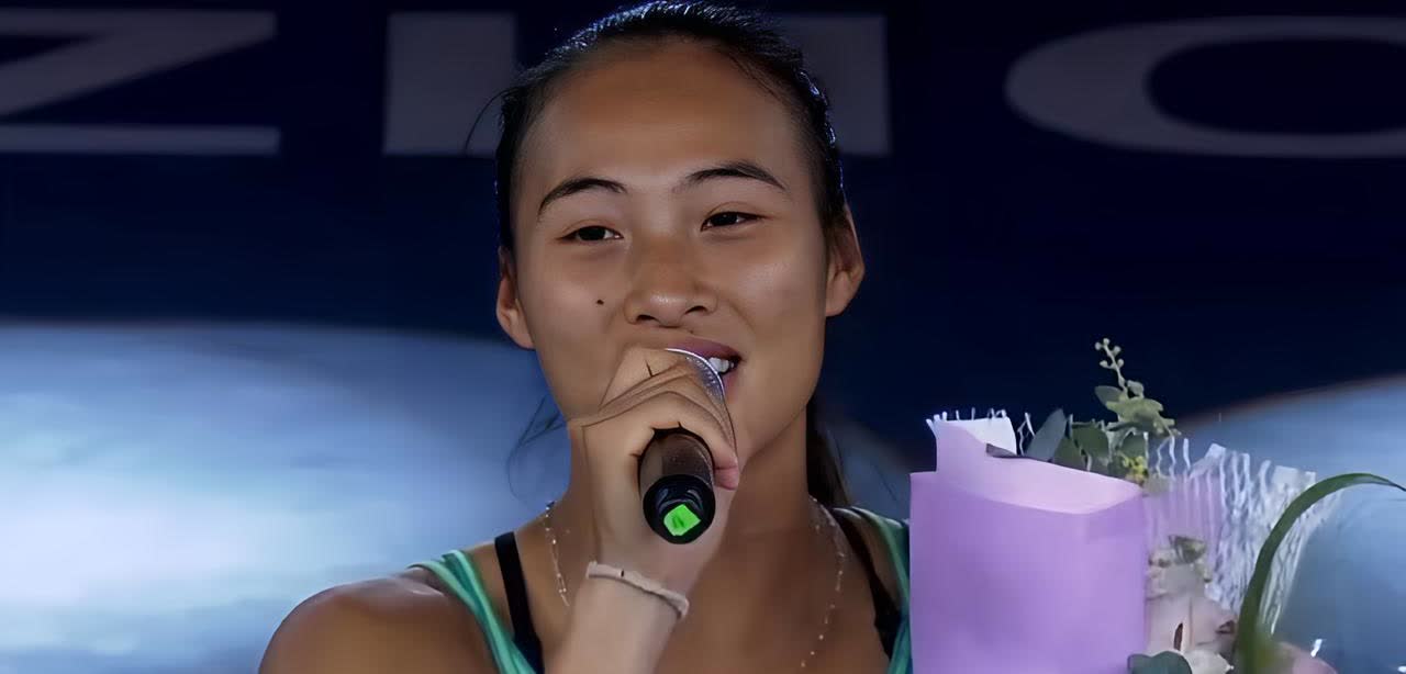 郑钦文呀郑钦文！没想到你隐藏的这么深！本来以为你拿过冠/军就够牛的了