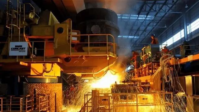 稀土牌还没打完，又要出一记钢铁牌！中国稀土出口管制从今年10月9日启动，商务部