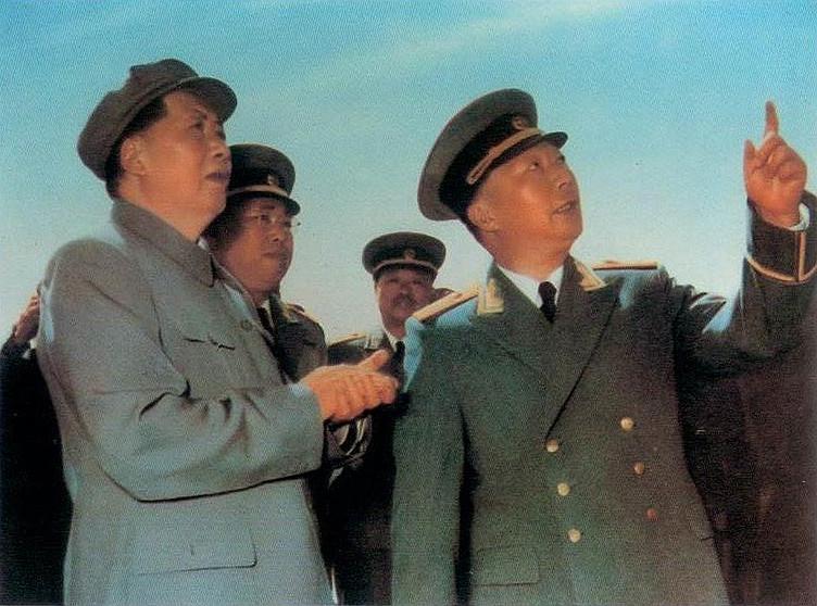 1943年12月，我军战士在罗峪村井底捞出一具女尸，尸体的脖子与头只连着一层皮，