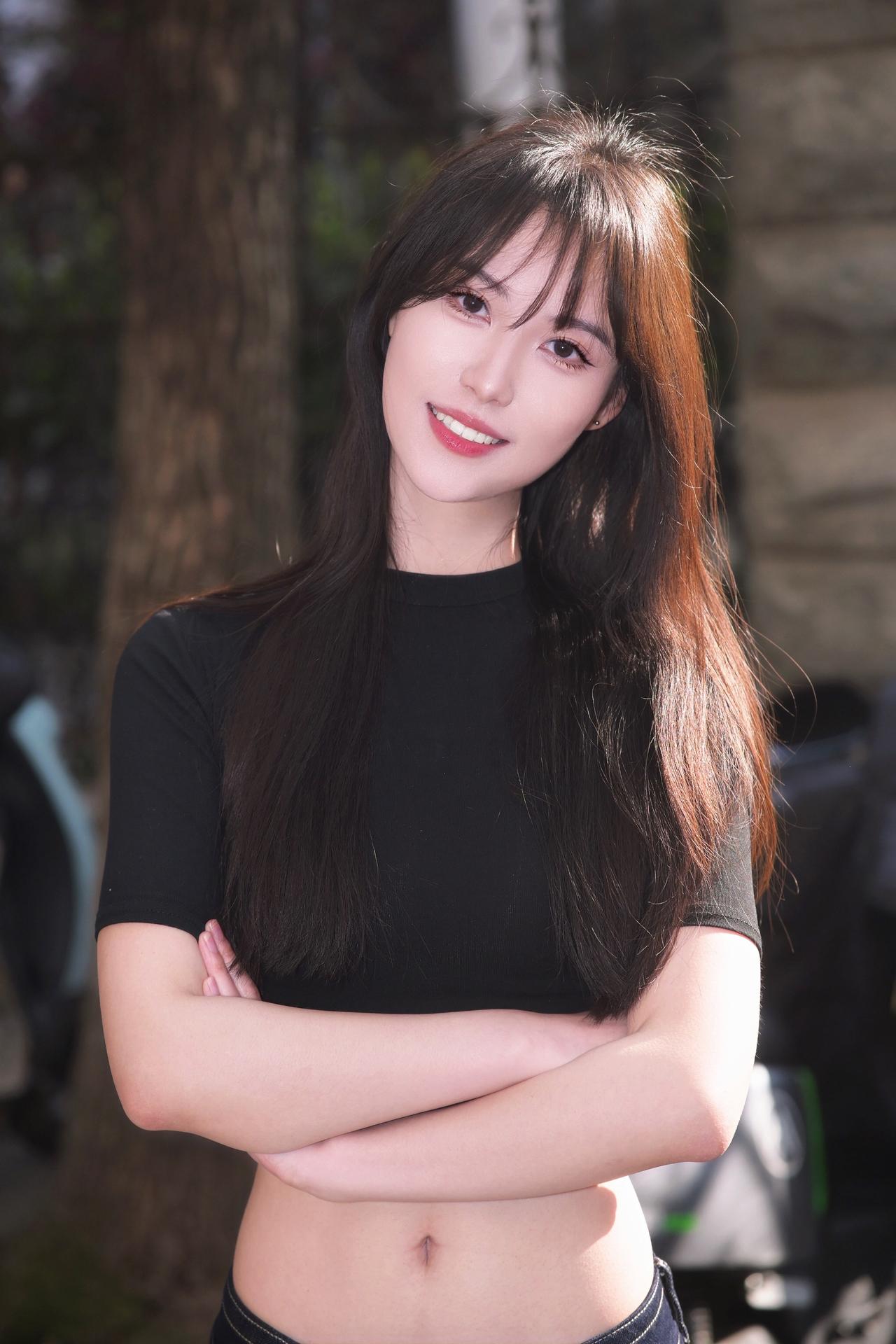 黎黄陂路搭讪活泼开朗的小姐姐一枚，很温柔也很配合我🥹📷：尼康z30✨：