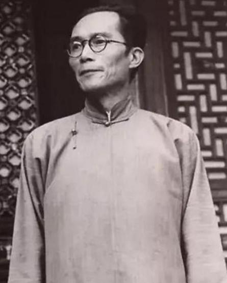 1948年，梅贻琦紧随胡适之后，乘坐专机离开北平。–为什么梅贻琦要选择出走，关键