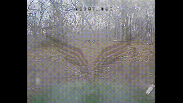 杀疯了！俄军一名无人机操作员摧毁乌克兰军队装甲营，20多辆乌克兰坦克，装甲车，自