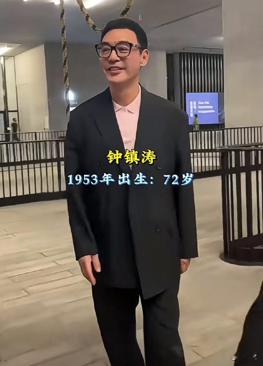 60岁以上9位香港演员，演过很多经典的影视，如今都老了，你最喜欢哪位？