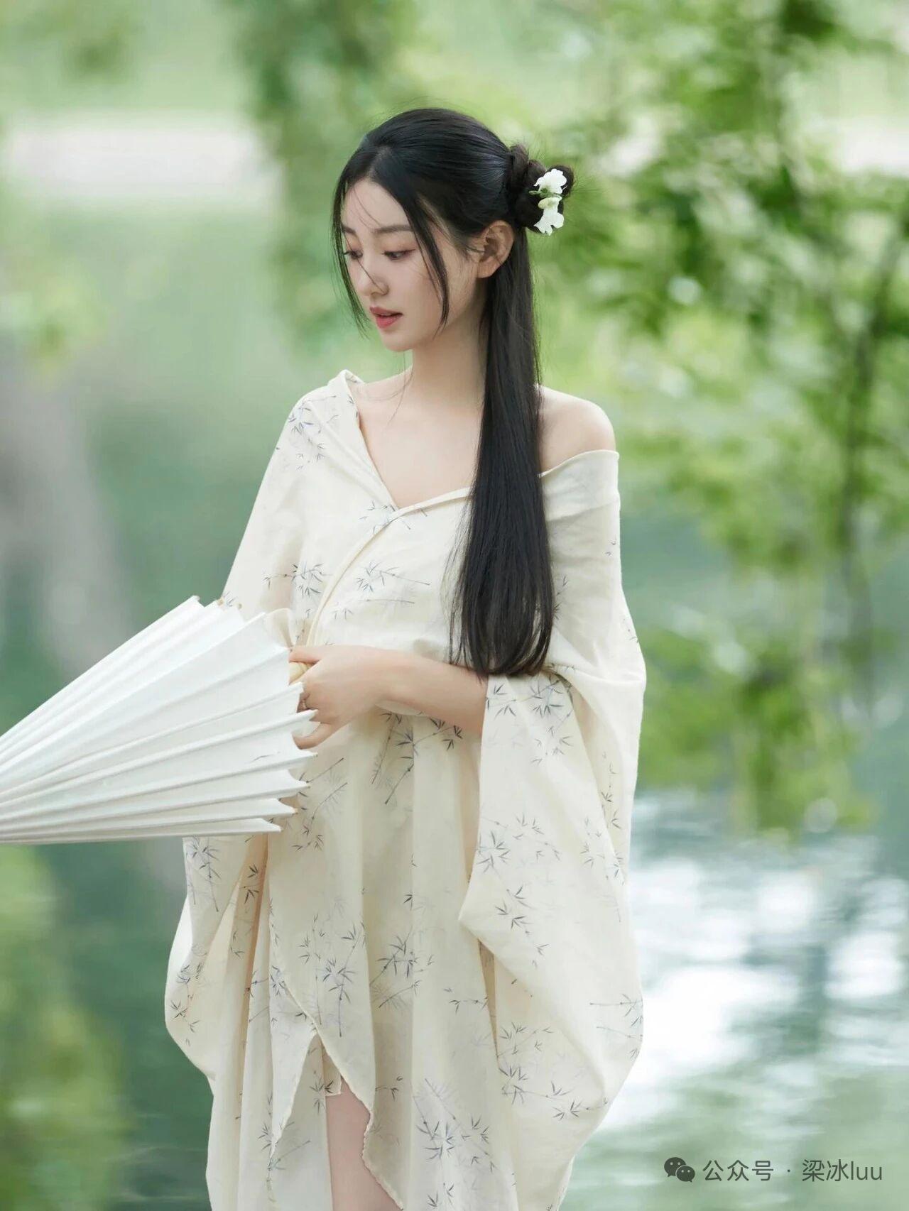 什么样的女人最令人着迷这样肤白貌美又文静的女孩超级迷人美女女生的迷人秘诀女生