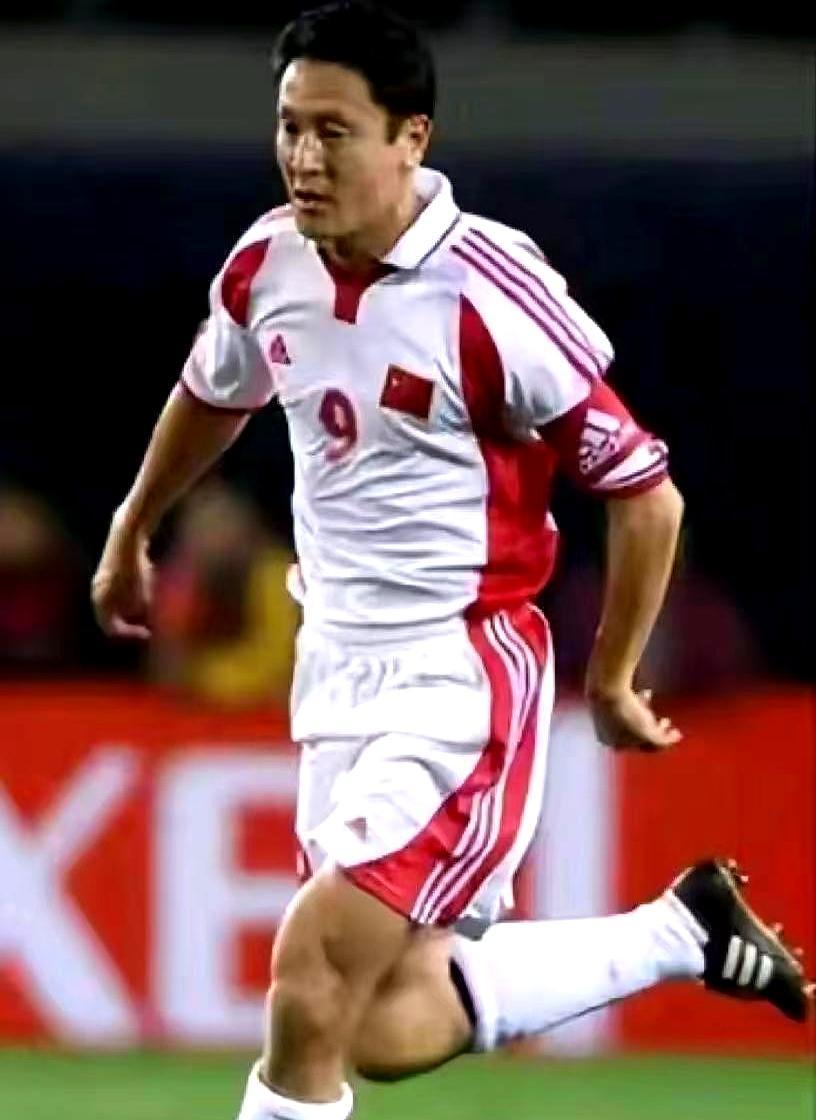 别只记得重庆火锅，重庆足球的江湖绰号才是真热血。姚夏叫猎豹，当年边路连过三