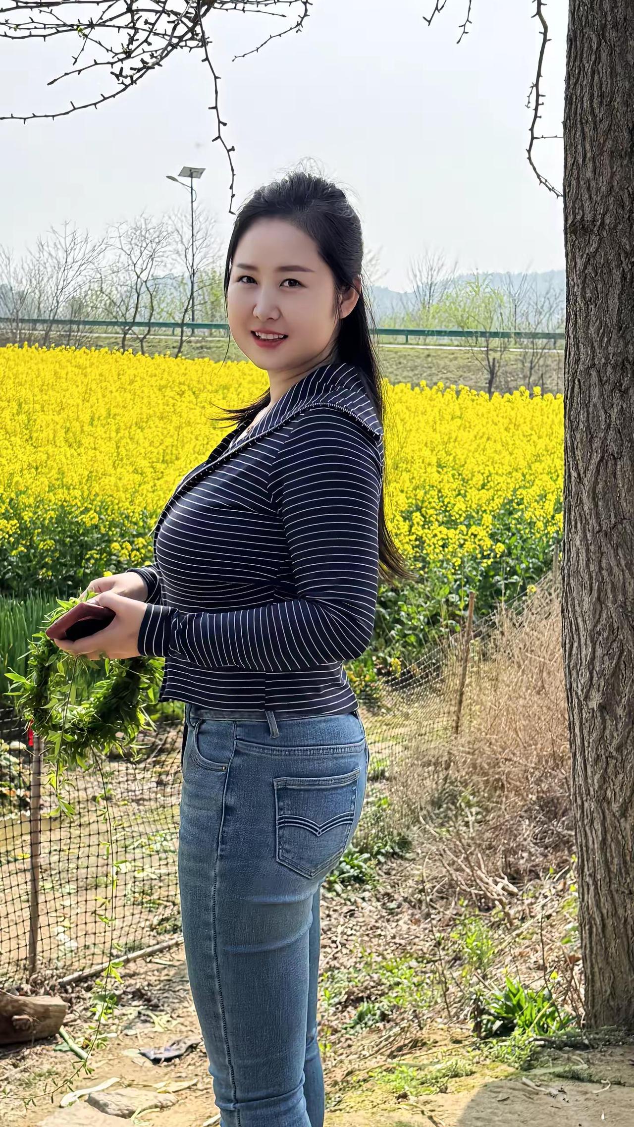 笑容杀手牛仔裤穿搭技巧