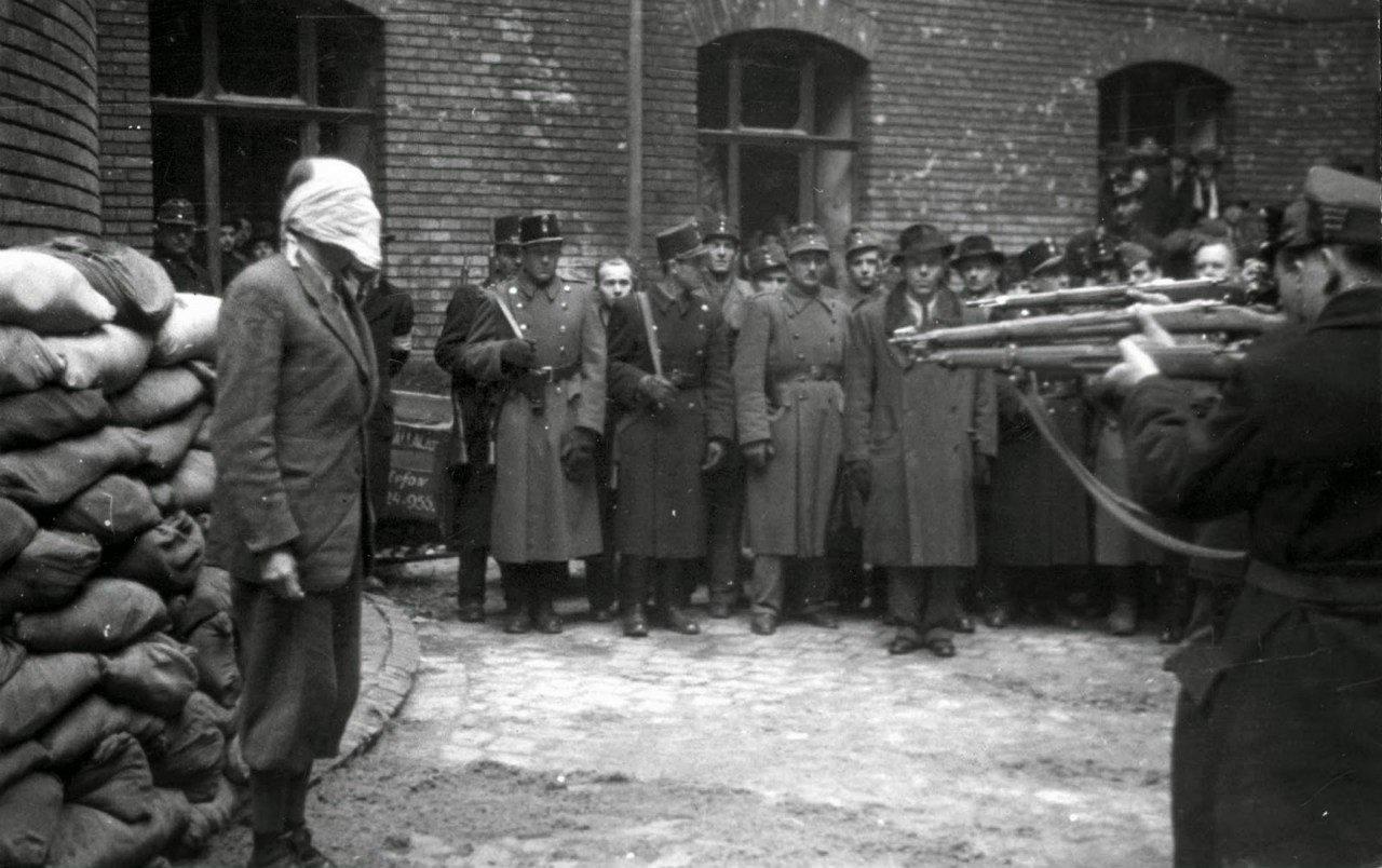 一张拍摄于1946年的黑白照片，记录了匈牙利前总理贝拉·伊姆雷迪（Béla