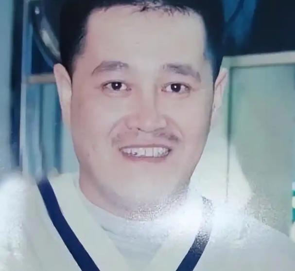 1991年，走红后的赵本山向妻子葛淑珍提出离婚，葛淑珍说：“离婚可以，那你要给我