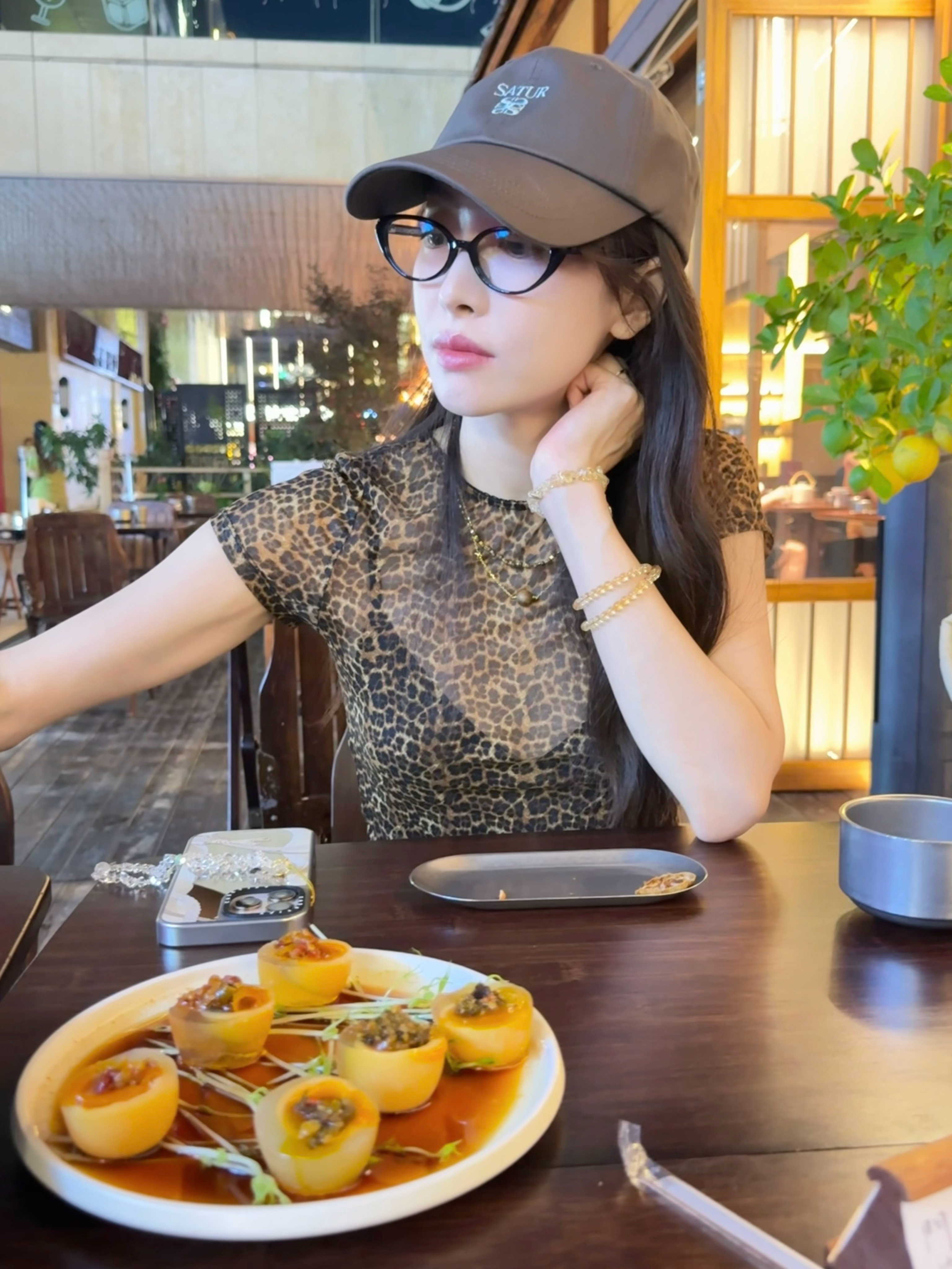 宋茜假如坐在你对面的饭搭子是，_______​​​