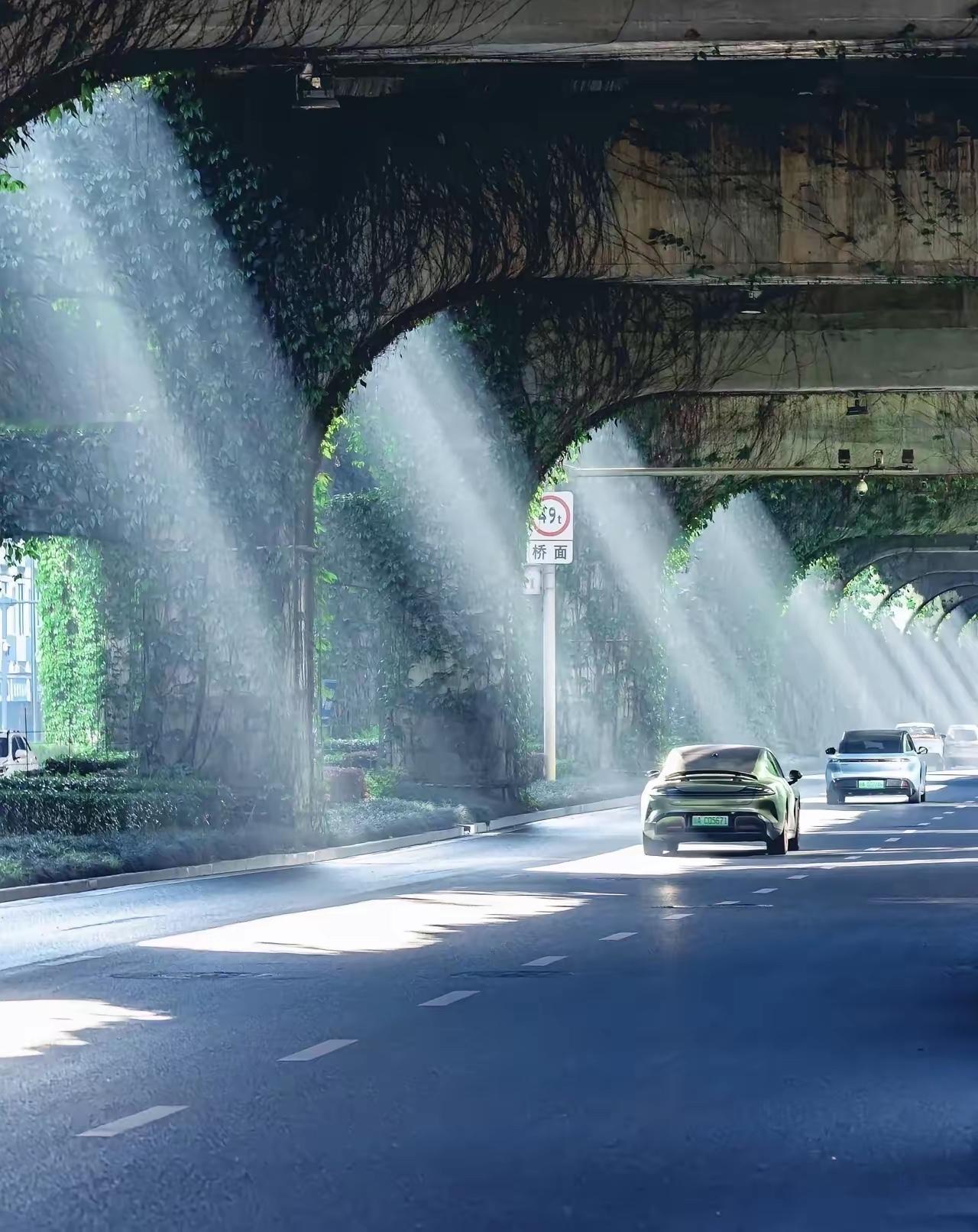 越鼓吹人情世故的人，往往藏着最现实的私心不知道大家有没有发现，越是站在优势位