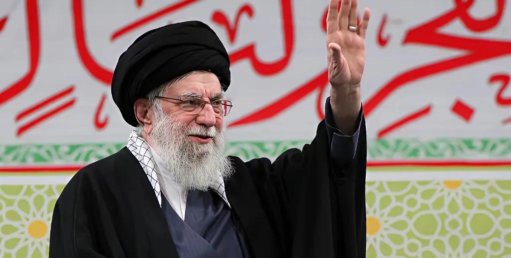 你觉得“离谱”，恰恰是因为：这已经不是普通暗杀，是现代战争级别的“斩首”——精准