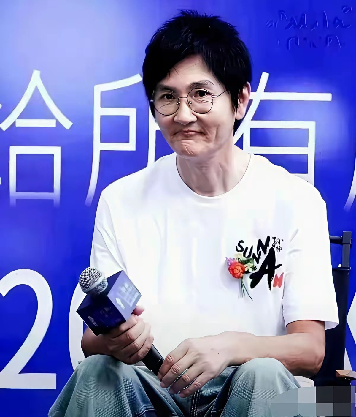天呐，都瘦脱相了，减肥也不至于这样吧！