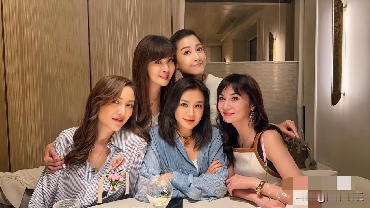 关大美人就是大美人，一眼出现！