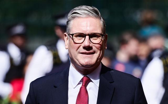 英国也要转向了！新加坡联合早报1月21日晚报道：“在伦敦通过中国驻英大使馆新馆舍