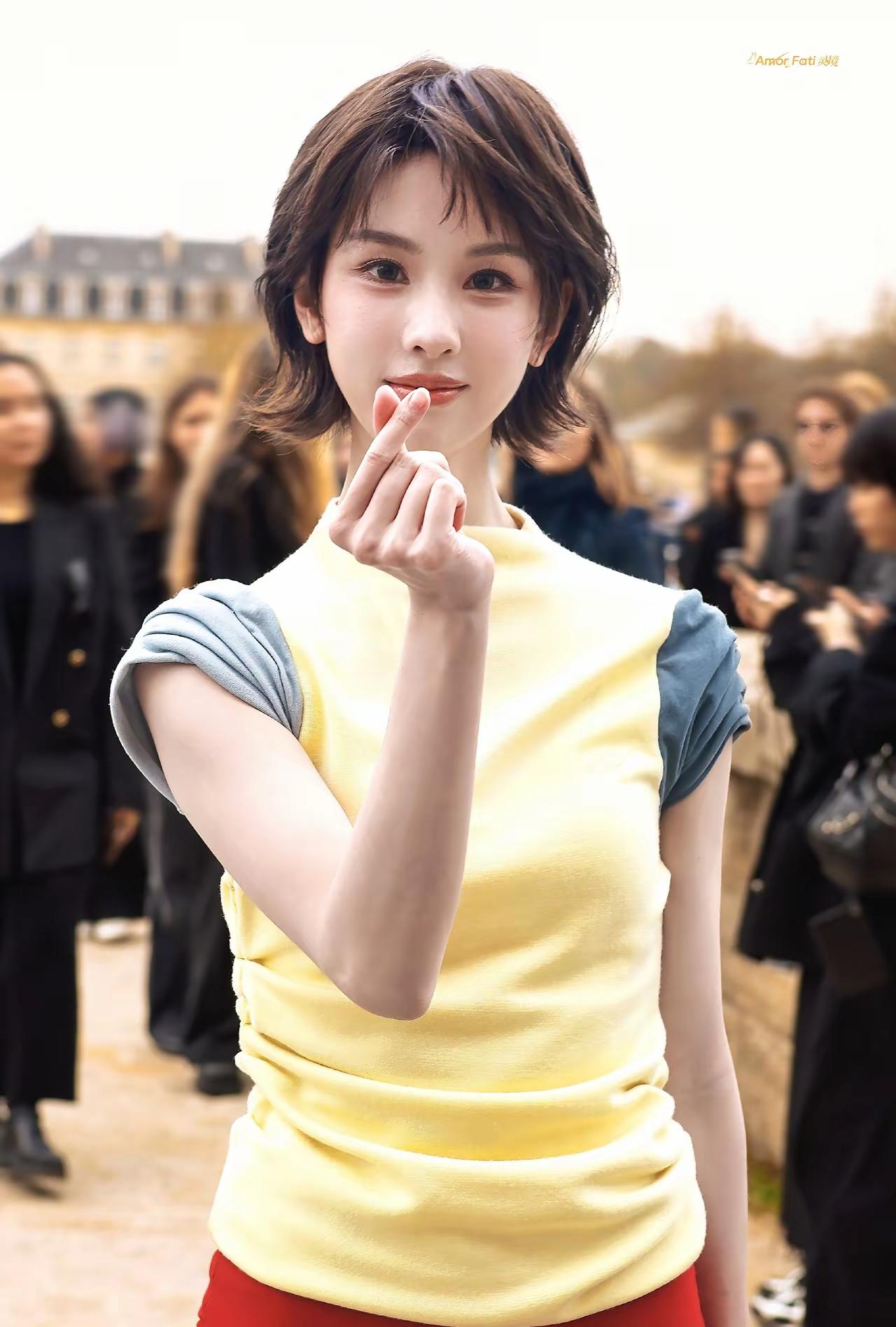 陈都灵🆚章泽天，这场“同款竞争”也绵延了十年[思考][墨镜]财富自由之