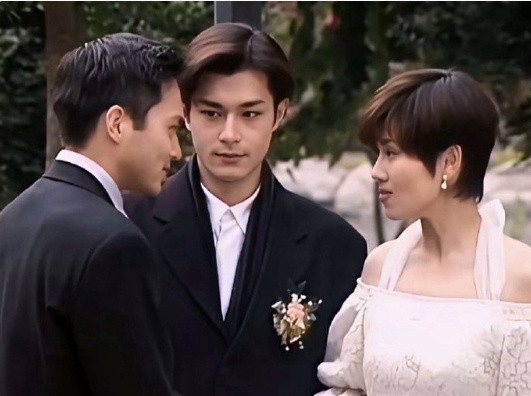 怎么觉得古天乐把张智霖比下去了？​​​