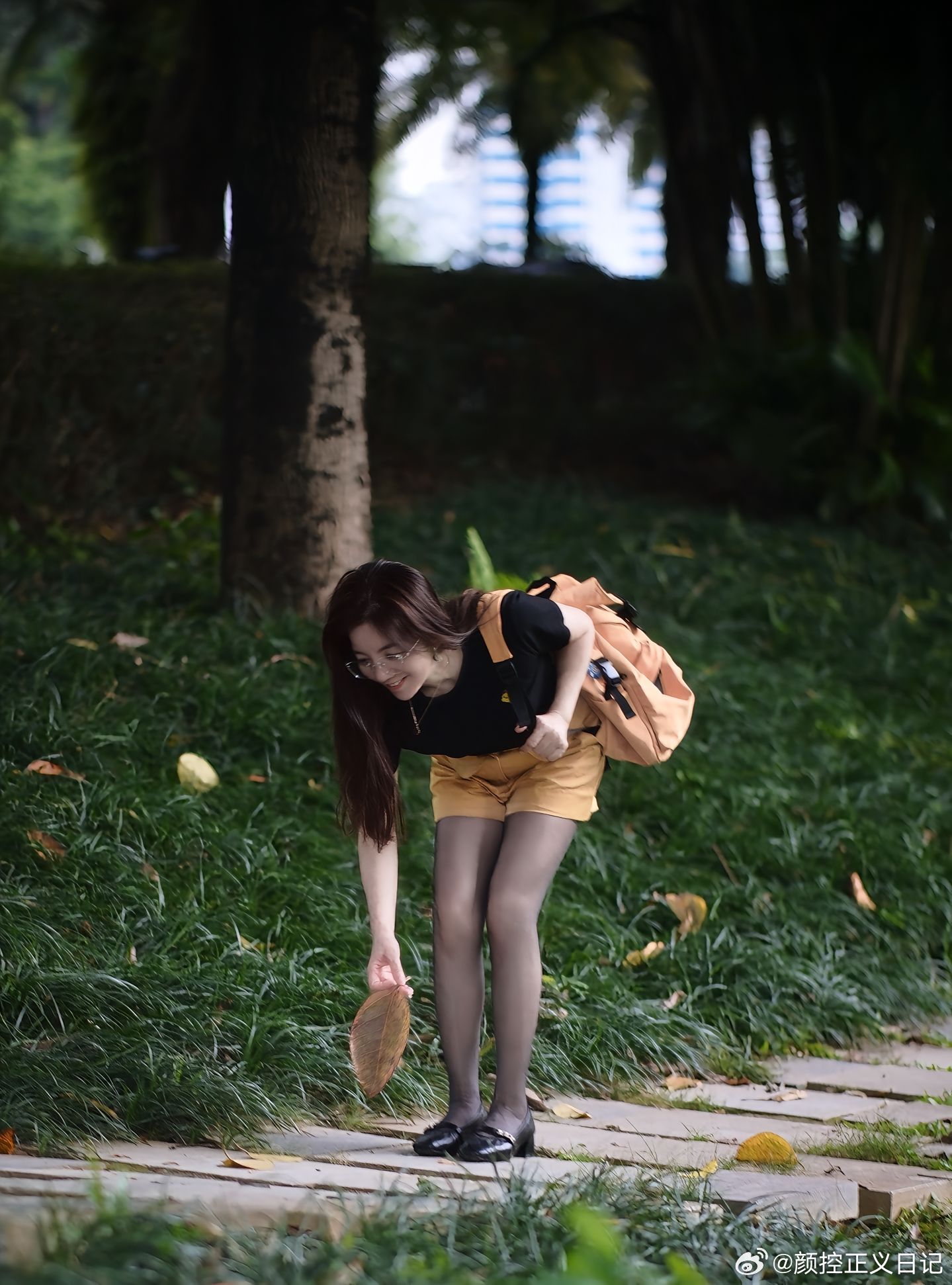 轻熟女神范儿轻熟女神的快乐生活美女绘梦长廊