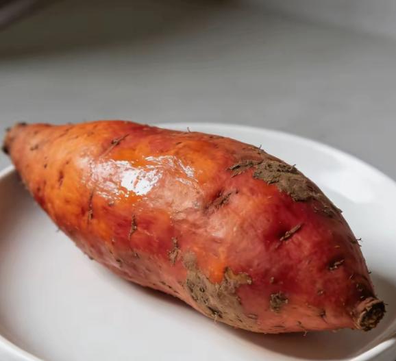 这几天网上的爆炸性新闻就是云南建水的毒红薯，已经销往全国，走进了千家万户，该红薯