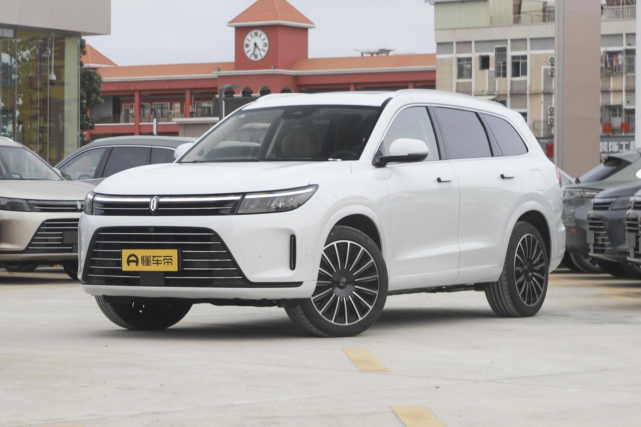 14万买台二手问界M7，26万提台全新小米YU7，到底谁在替你扛冬天的充电焦虑？