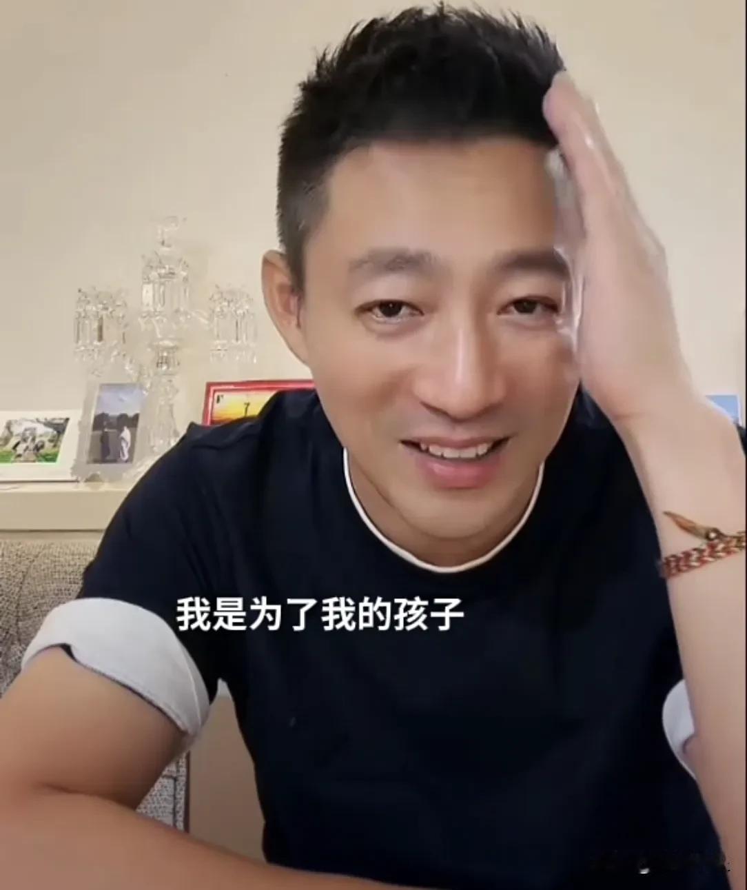 全域焕新汪小菲有权利了，以后玥玥和小霖霖的动态只有他能公布了，这是马筱梅直播时