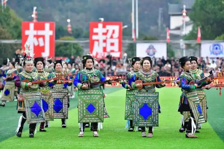中国足球这么多年来，只有2002进入了日韩世界杯，而球员能力越来越低，国民天天骂