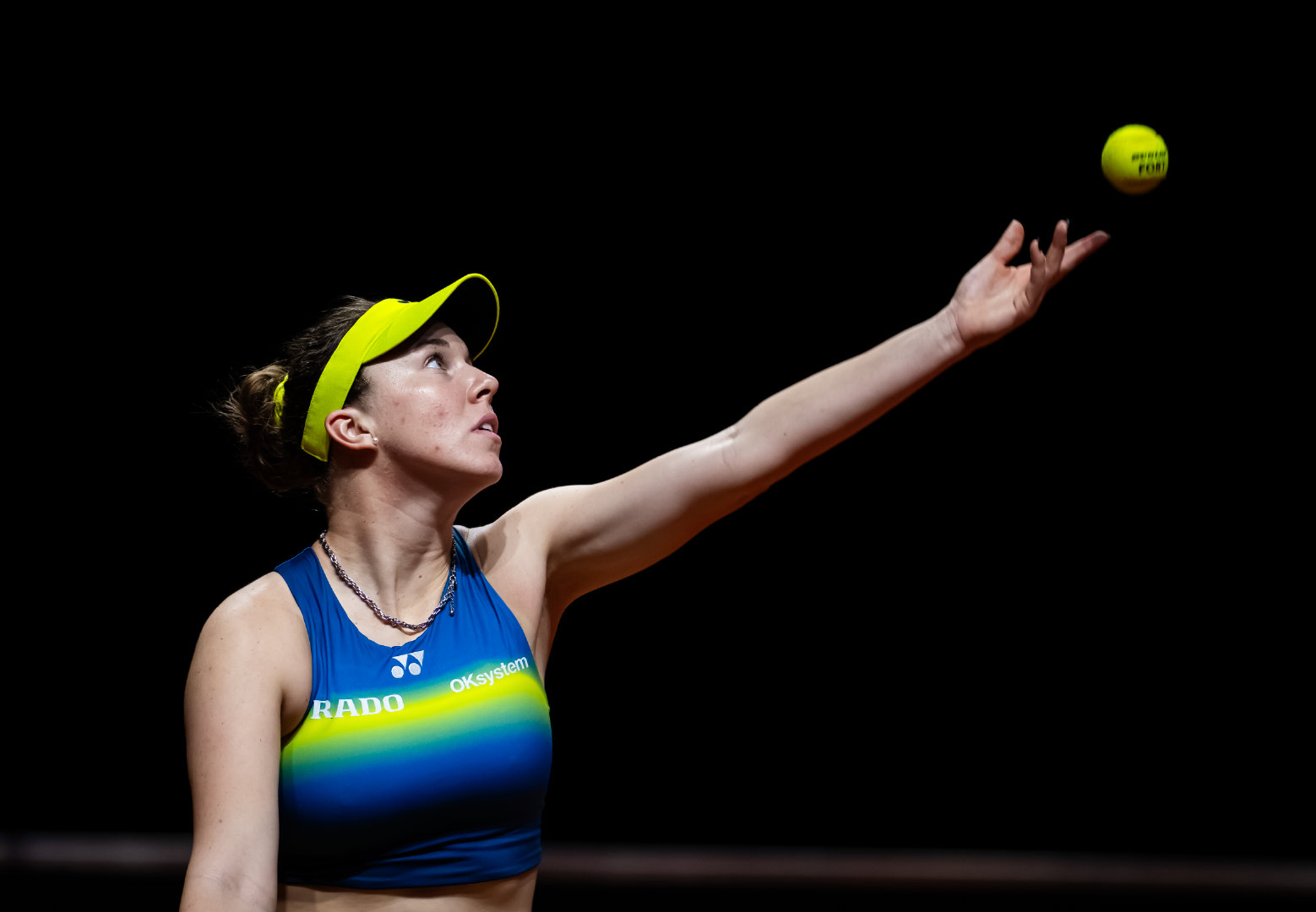 WTA500斯图加特站第二轮，诺斯科娃以6-16-1横扫8号种子亚历山德洛娃，